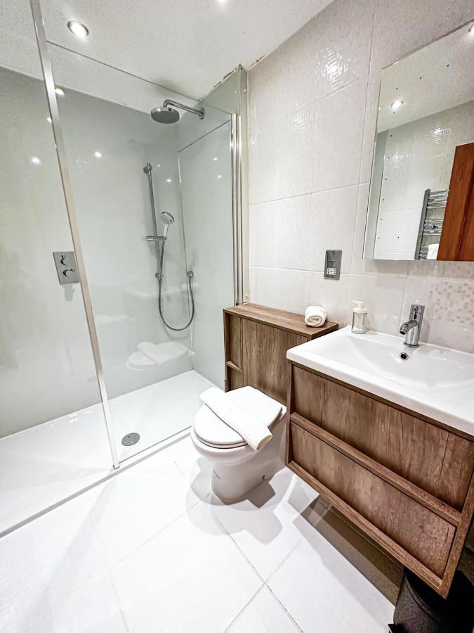 Garden Flat In Period Property Centrally Located Bath Esterno foto