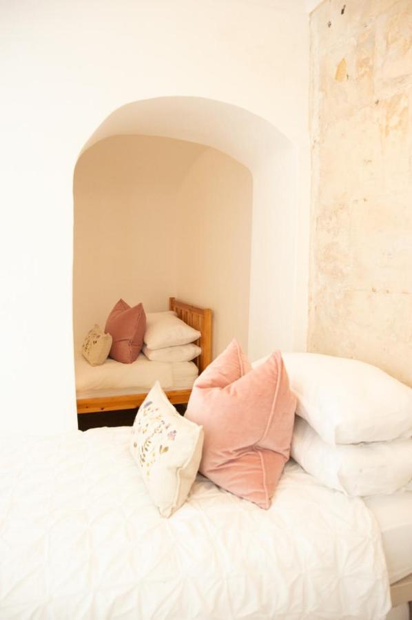 Garden Flat In Period Property Centrally Located Bath Esterno foto